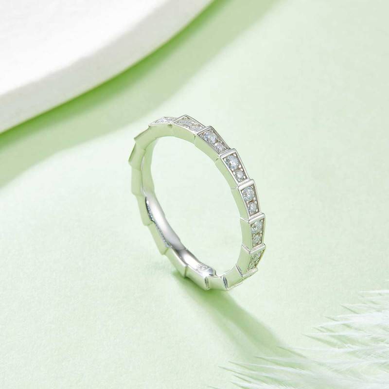 Mechanical Snake S925 Silver Plated Platinum Moissanite 50 Points D-Grade